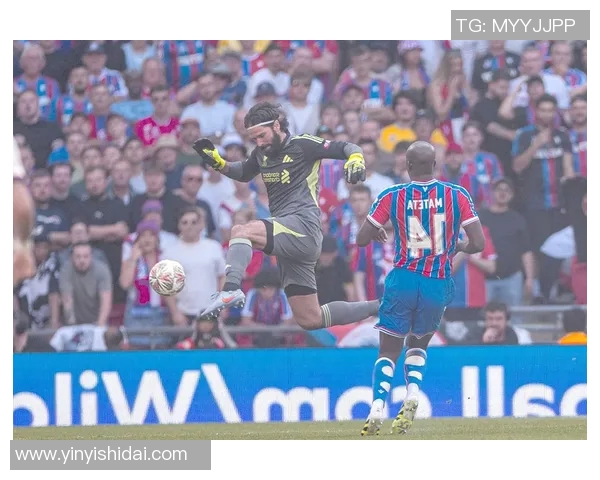 利物浦与巴黎精彩对决比赛录像回顾11月29日全场精彩瞬间解析